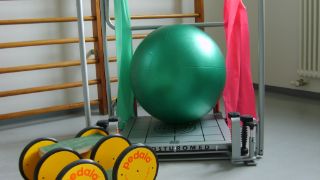 Physiotherapie Ball & andere Geräte