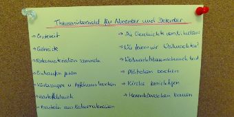 Handzettel mit Themen fürs Brückenjahr Bild: Handzettel mit Themen fürs Brückenjahr
