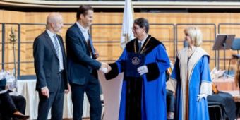 Vertragsverlängerung zwischen ACH und Semmelweis Universität Vertragsverlängerung zwischen ACH und Semmelweis Universität