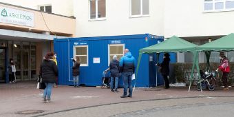 Corona-Testschleuse am Asklepios Klinikum Bad Abbach Corona-Testschleuse am Asklepios Klinikum Bad Abbach