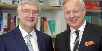 Pressebild Prof. Hillmann Bild: Prof. Grifka und Prof. Hillmann