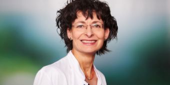 Dr. Susanne Becker Dr. Susanne Becker