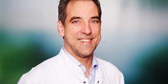 Dr. Armin Frank Dr. Armin Frank