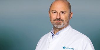 Dr. Timo Specht