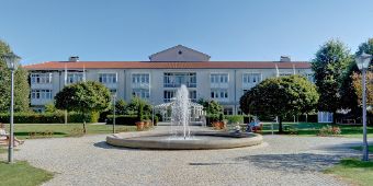 Ask Stadtklinik von vorne 