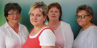 Das Team des MVZ in Sebnitz Cordula Gutzke (l.) und ihre Mitarbeiterinnen.