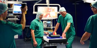 4K Op mit Chefaerzten Dr.Thomas Mansfeld und Dr. Oliver Heine 4K Op mit Chefaerzten Dr.Thomas Mansfeld und Dr. Oliver Heine
