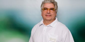 Porträtfoto Dr. Stefan Lander, Oberarzt Orthopädie und Unfallchirurgie Asklepios Westklinikum Hamburg