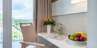 Mobile Lounge Mobile Lounge