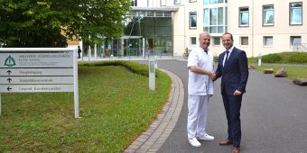 Neuer KArdiologe Prof. Jörg Stypmann, Kardiologe links mit Frank Lambert, Geschäftsführer rechts Hier war ein Bild:Prof. Jörg Stypmann, Frank Lambert