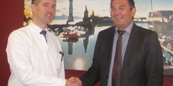 Chefarzt Sven von Rönn und Geschäftsführer Andreas Fischer