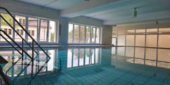 Hallenbad Hallenbad