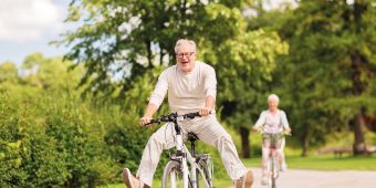 Mann auf Fahrrad Bild: Mann auf Fahrrad