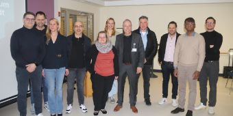 Das Bild zeigt die Teilnehmer des Notfallsymposiums