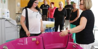 Kreissaalführung in der Geburtsklinik vom Asklepios Klinikum Uckermark in Schwedt Kreissaalführung in der Geburtsklinik vom Asklepios Klinikum Uckermark in Schwedt
