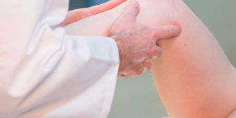 Bild: Untersuchung Knie 