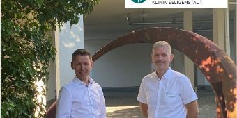 Das Bild zeigt den neuen ÄD Dr. Eisenbeis und den GF Hr. Jansen 