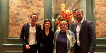 (v.l.n.r. Axel Müller, Frau Dr. Stefanie Buchen, Frau Christine Steigenberger, Asmus Grebbin) (v.l.n.r. Axel Müller, Frau Dr. Stefanie Buchen, Frau Christine Steigenberger, Asmus Grebbin)