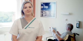 Foto: Krankenschwester Lisa macht mit dir den Asklepios Berufstest Pflege