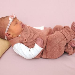 Amelie Lou