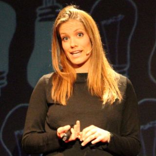 Angela Ipach