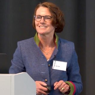 Dr. Heike Fink