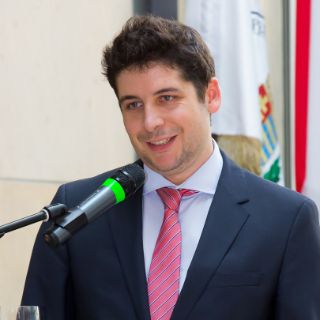 ACH-Alumnus Herr Englmeier