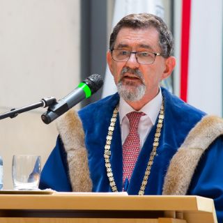 Rektor der Semmelweis Universität Prof. Dr. Szél