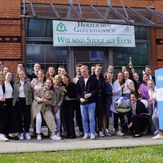 Inoffizielle Diplomfeier am Asklepios Campus Hamburg