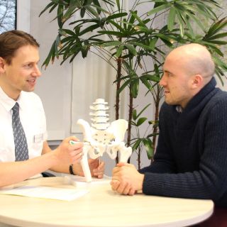 huefte-patient-gespraech