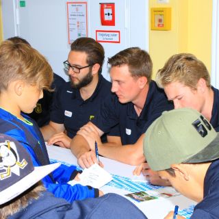 autogrammstunde-toelzer-lowen