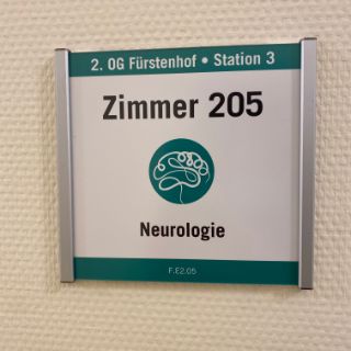 Bild: Neuro-Zimmer-07