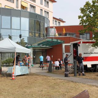 klinik-haupteingang