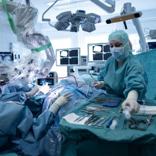 Neurochirurgie OP-Pflege Operation in der Asklepios Klinik Altona