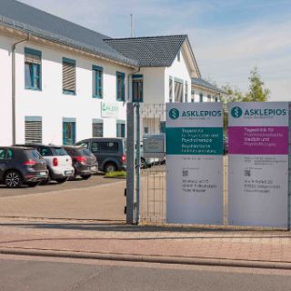 Außenansicht + Einfahrt PSM