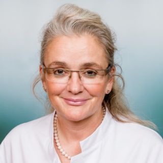 Prof. Dr. med. habil. Carolin Tonus