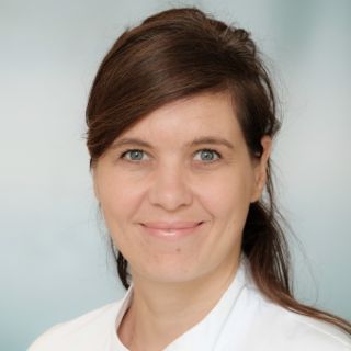 Dr. med. Corinna Steidl