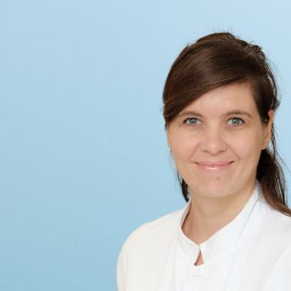 Dr. med. Corinna Steidl