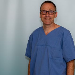 Dr. Dr. Axel Nitsch