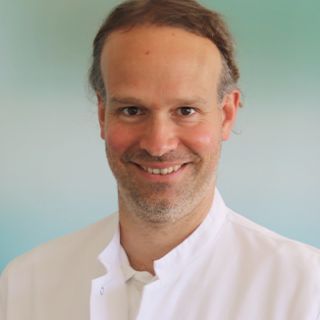 Dr. Ralf Göres