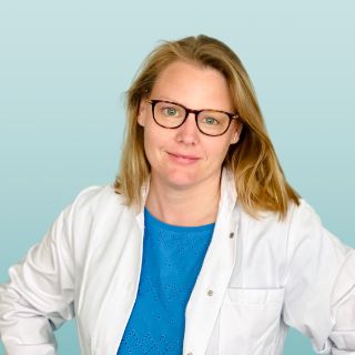 Dr. Verena Becker-Tallone