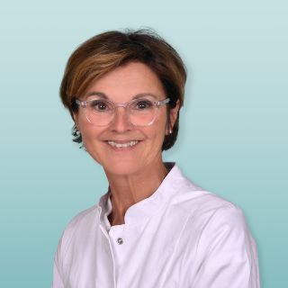 Dr. Astrid Wolf