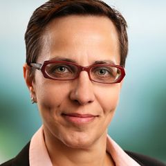 Dipl.-Ing. Verena Teich, Kaufmännische Leiterin Dipl.-Ing. Verena Teich, Kaufmännische Leiterin