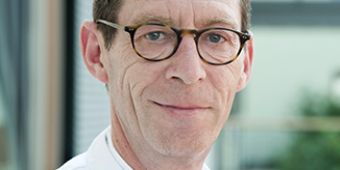Dr. Dietrich Pfeiffer, Oberarzt Urologie, Asklepios Westklinikum Hamburg Dr. Dietrich Pfeiffer, Oberarzt Urologie, Asklepios Westklinikum Hamburg