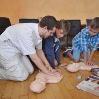 Foto Wiederbelebung Kurs Schüler 1