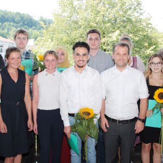 abschluss-pflegehelfer2019 abschluss-pflegehelfer2019