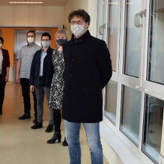 Schulleiter Mathias Schaller mit Kollegen zu Besuch an der Asklepios Klinik im Städtedreieck