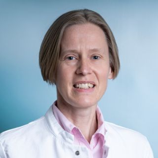 Dr. med. Larissa Henze