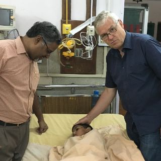 Professor Dr Dr Kreusch in Indien