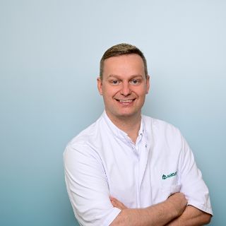 Dr. Schmidt